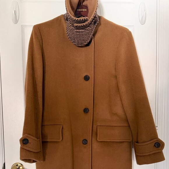 Classic Camel Women's Coat - Picture 2 of 10